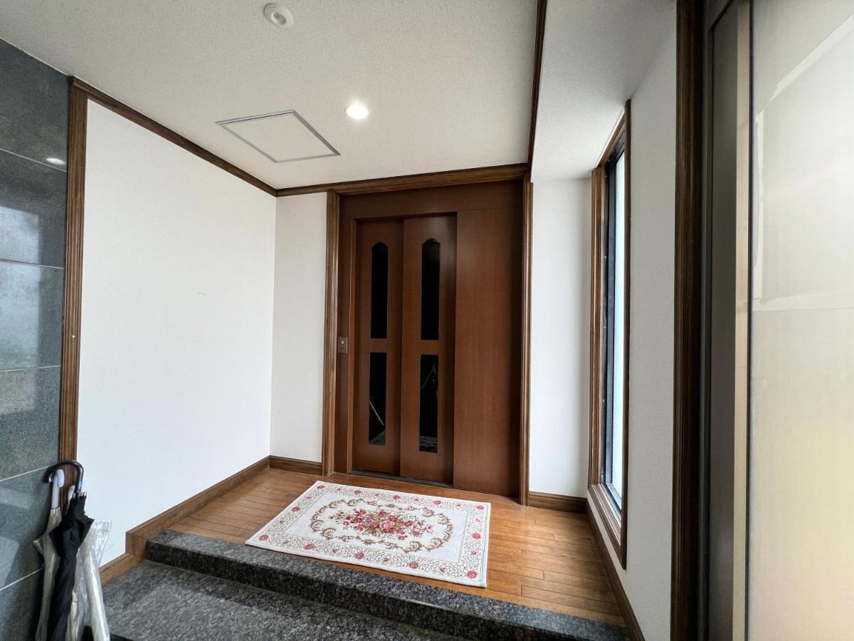 Fieldnever Apartment Stay - Maisonette Family Room فوكوكا المظهر الخارجي الصورة
