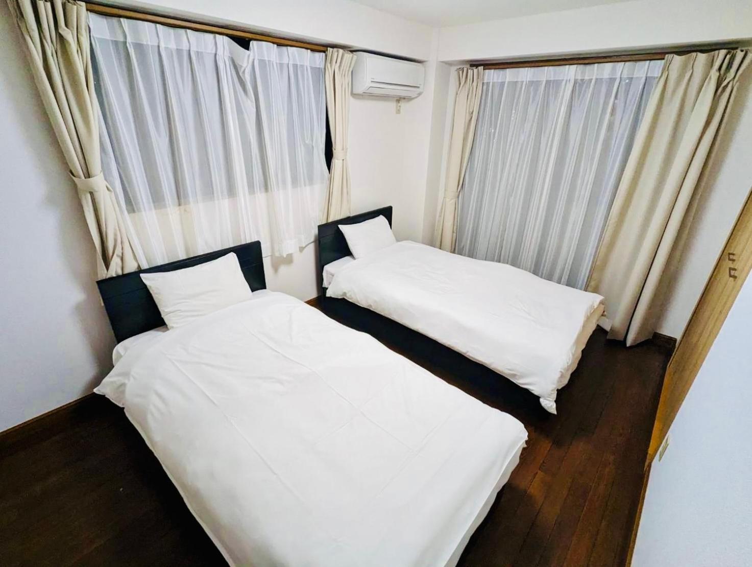 Fieldnever Apartment Stay - Maisonette Family Room فوكوكا المظهر الخارجي الصورة